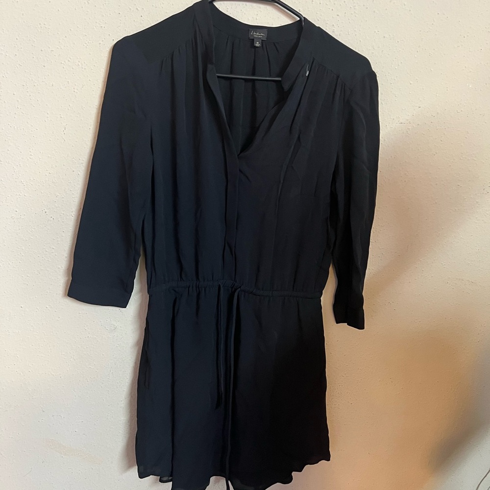 Aritzia Babaton 100% silk long sleeve tie waist mini black dress size XS